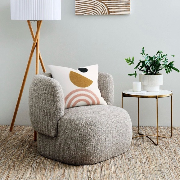 NWOT Abstract Boho Throw Pillows - 18 x 18 in. covers - Set of 2 - Geometric - Picture 5 of 7